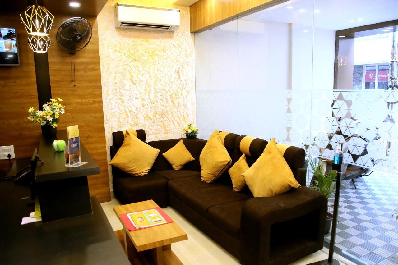 Hotel Apollo Court 2*